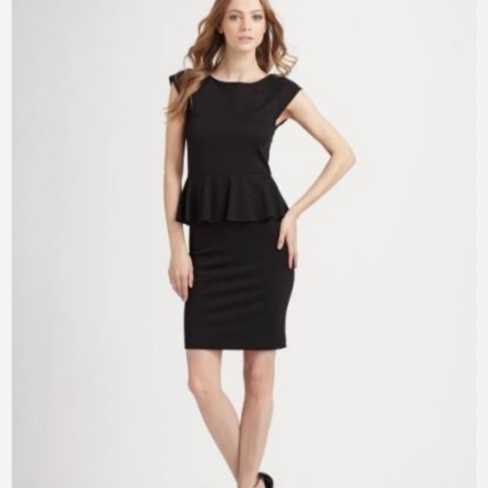 Alice + Olivia employed Victoria black mini sleeveless peplum dress Sz M
